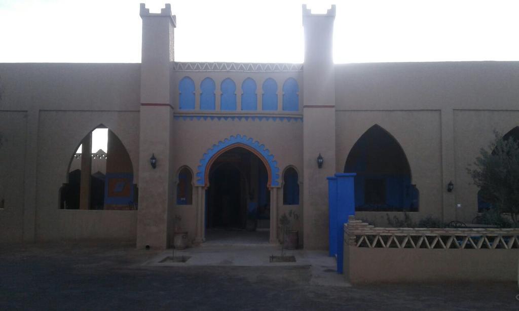 Kasbah Tamariste Bed & Breakfast Merzouga Luaran gambar